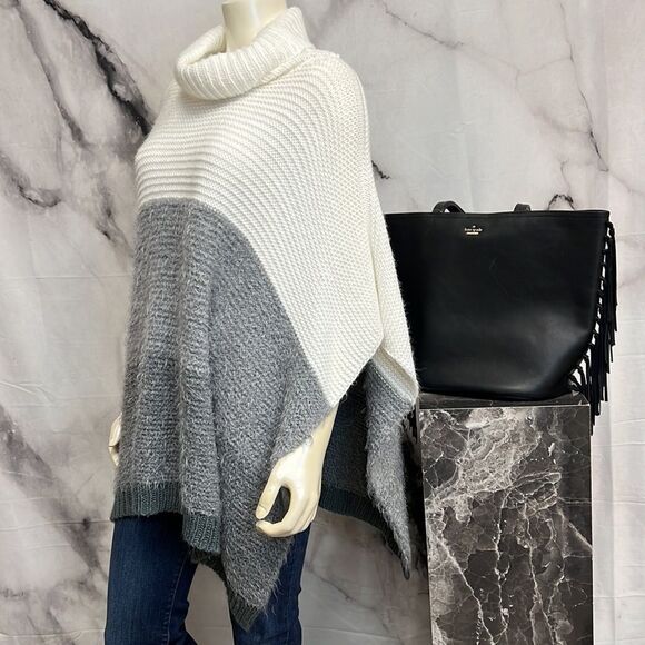 Vince Camuto sweater - Picture 4 of 5